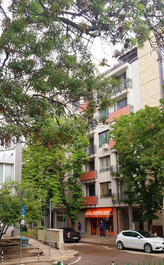 Bright And Newly Refurbished Apartment Near Center Σόφια Εξωτερικό φωτογραφία